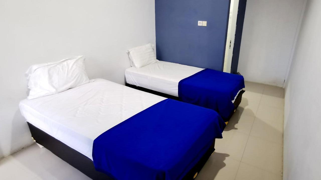 Hotel Aqiilah Syariah Lamongan Eksteriør bilde