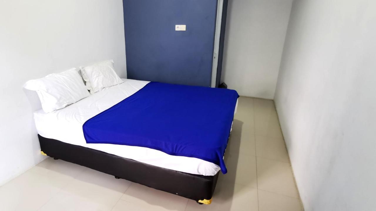 Hotel Aqiilah Syariah Lamongan Eksteriør bilde
