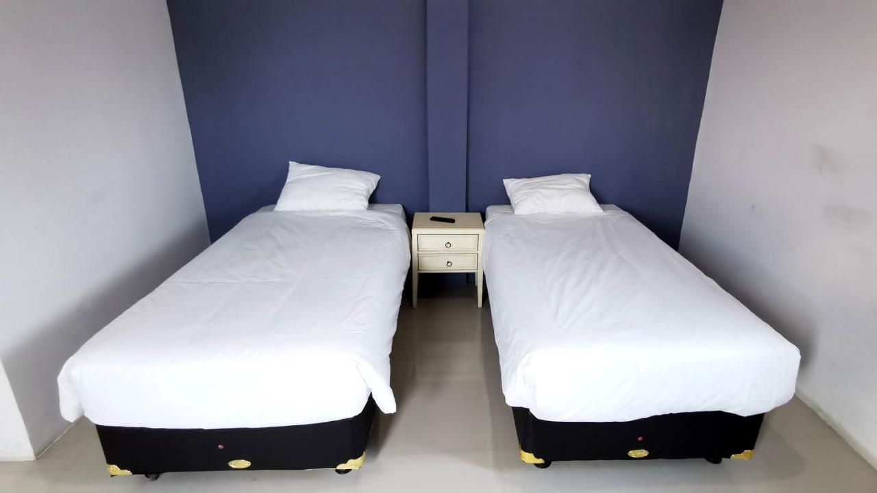 Hotel Aqiilah Syariah Lamongan Eksteriør bilde